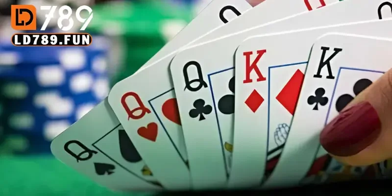 Thủ thuật đánh bài Phỏm Tá Lả đơn giản, dễ thắng 3 Thủ thuật đánh bài Phỏm Tá Lả dễ thắng