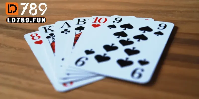 Kinh nghiệm đánh game bài Ma cao ăn tiền cực hiệu quả 1 Chơi nhỏ ở những ván bài đầu tiên của game bài Ma cao